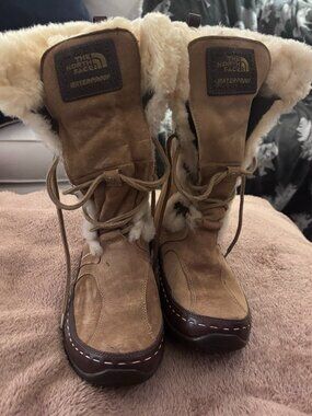 North Face Abby II Waterproof Primaloft Insulated Boots Women's size 9.5